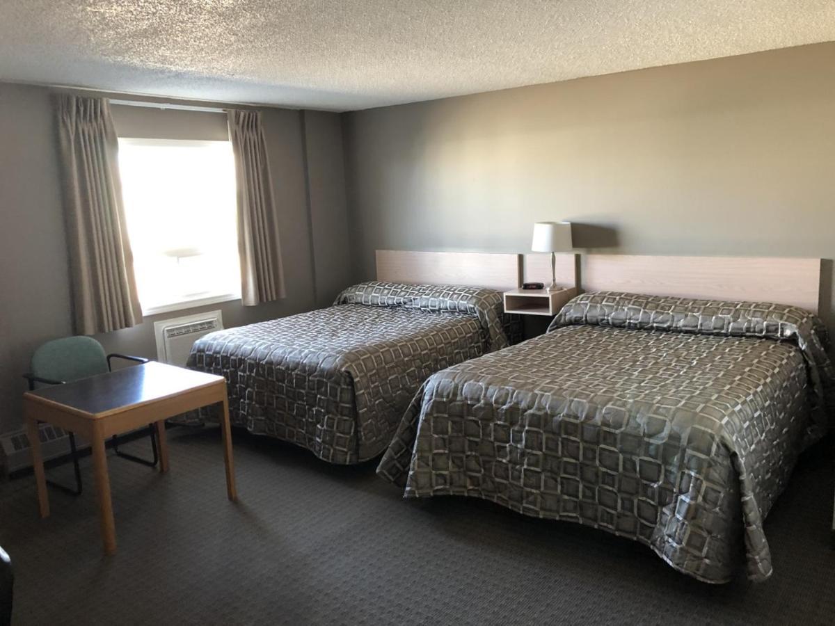 Arbour Ridge Inn & Suites Kindersley Exterior foto